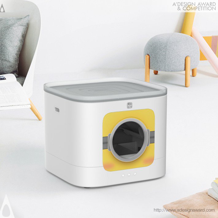 Smart Cat Litter Box by Zhou Tong