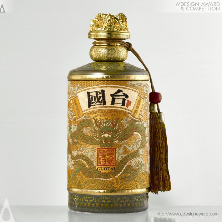 Guotai Longjiu Zuncang Chinese Baijiu Packaging by Ying Song Brand Design Co., Ltd