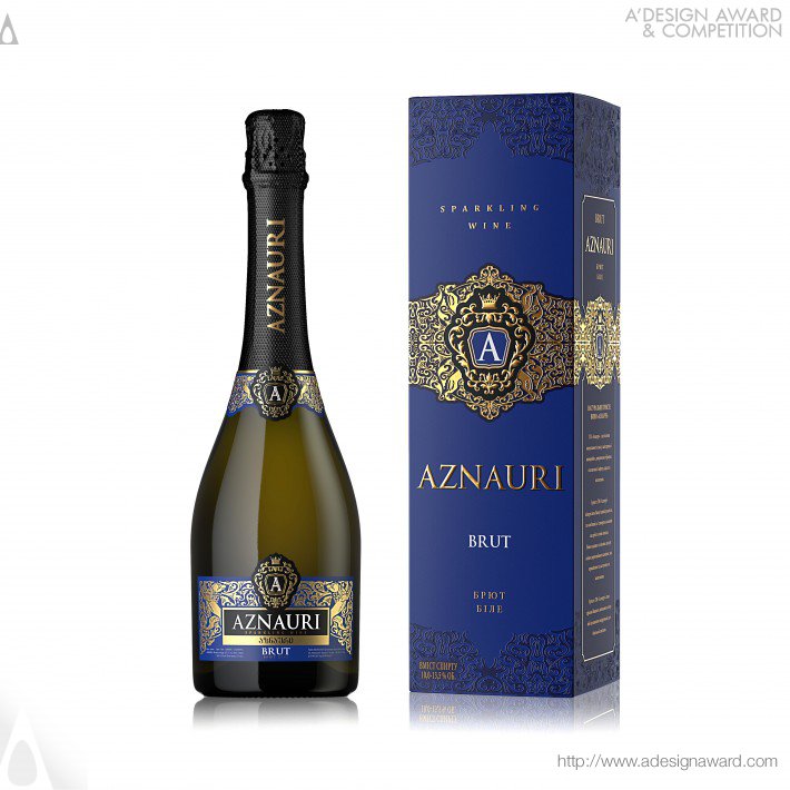 aznauri-sparkling-wine-and-gift-box-by-valerii-sumilov