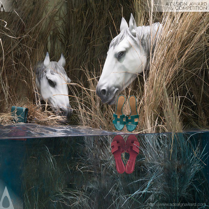 L&#039;Atelier Five - Wild Horses Window Vm Display of Hermès