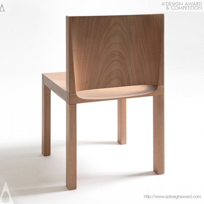 Chair by Rodrigo Scheel