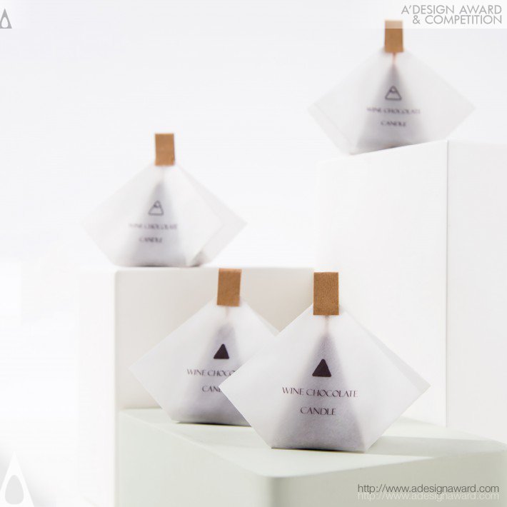 Small Bag Candle Packaging by Fang Liangfang