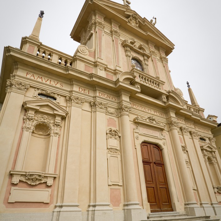 Chiesa di Sant Andrea Brunate Landmark Image 2