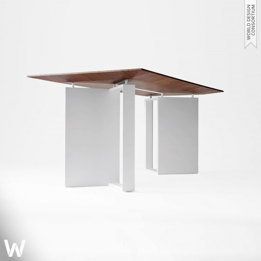 Diagonal Table