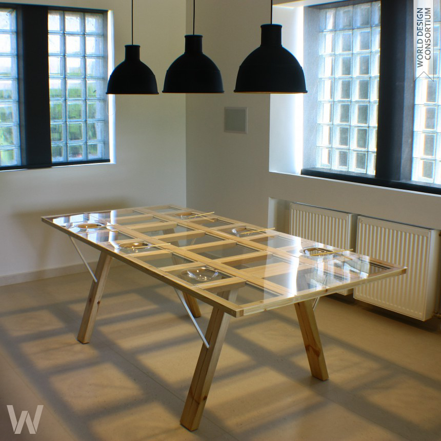 Dining table and beyond Table with adjustable tabletop