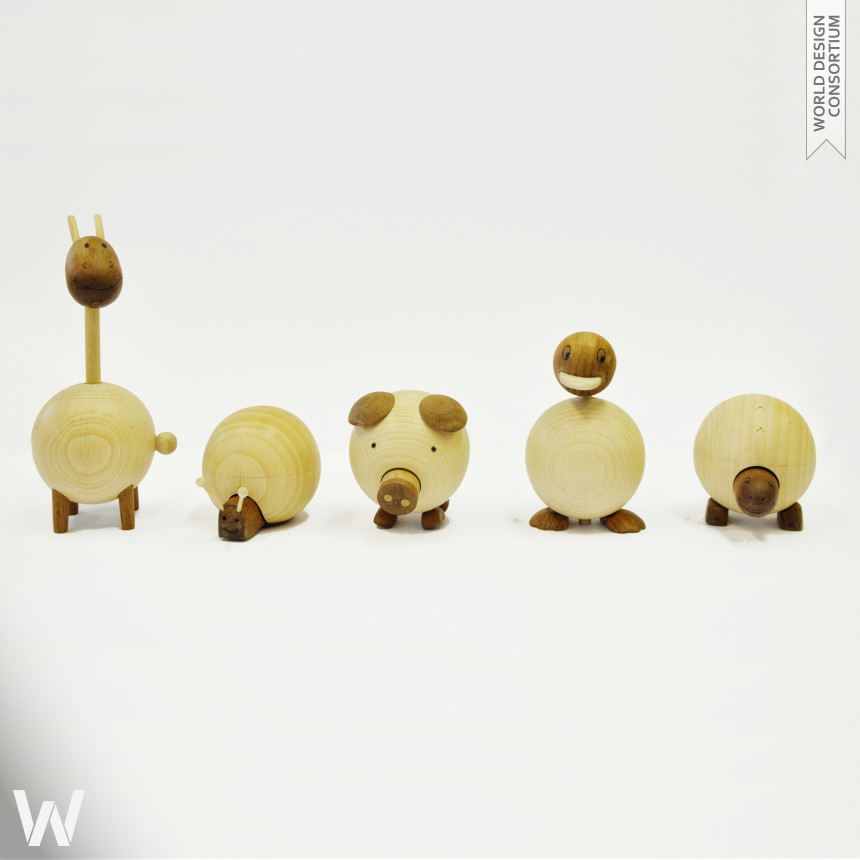 Movable wooden animals Toy