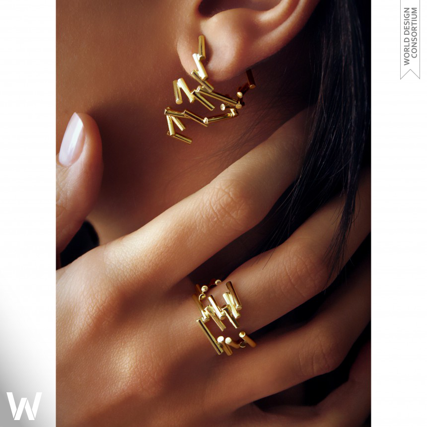 Mouvant Collection Earrings and Ring