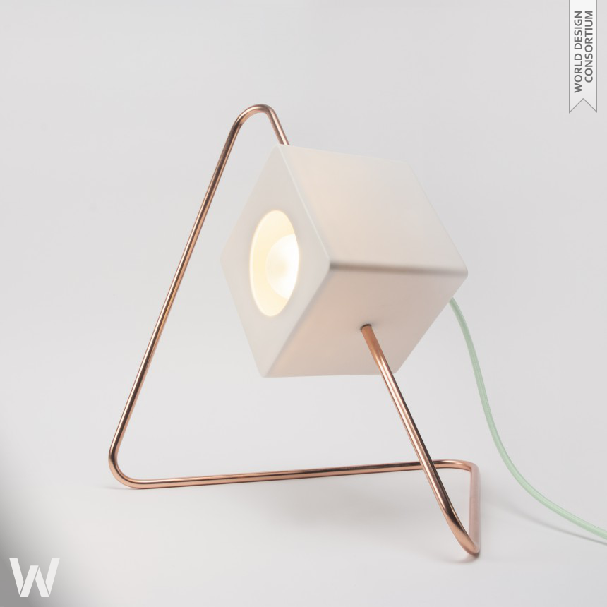 Focal Point Lamp