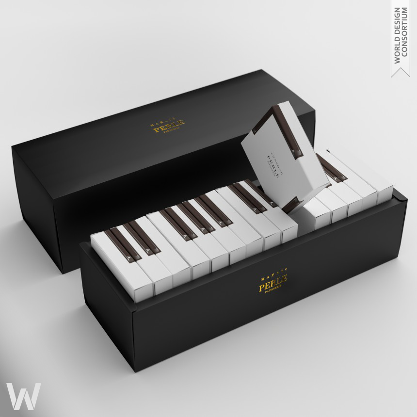 Marais Piano cake packaging