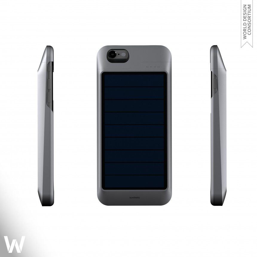 Sunthetic Solar case charger for iPhone